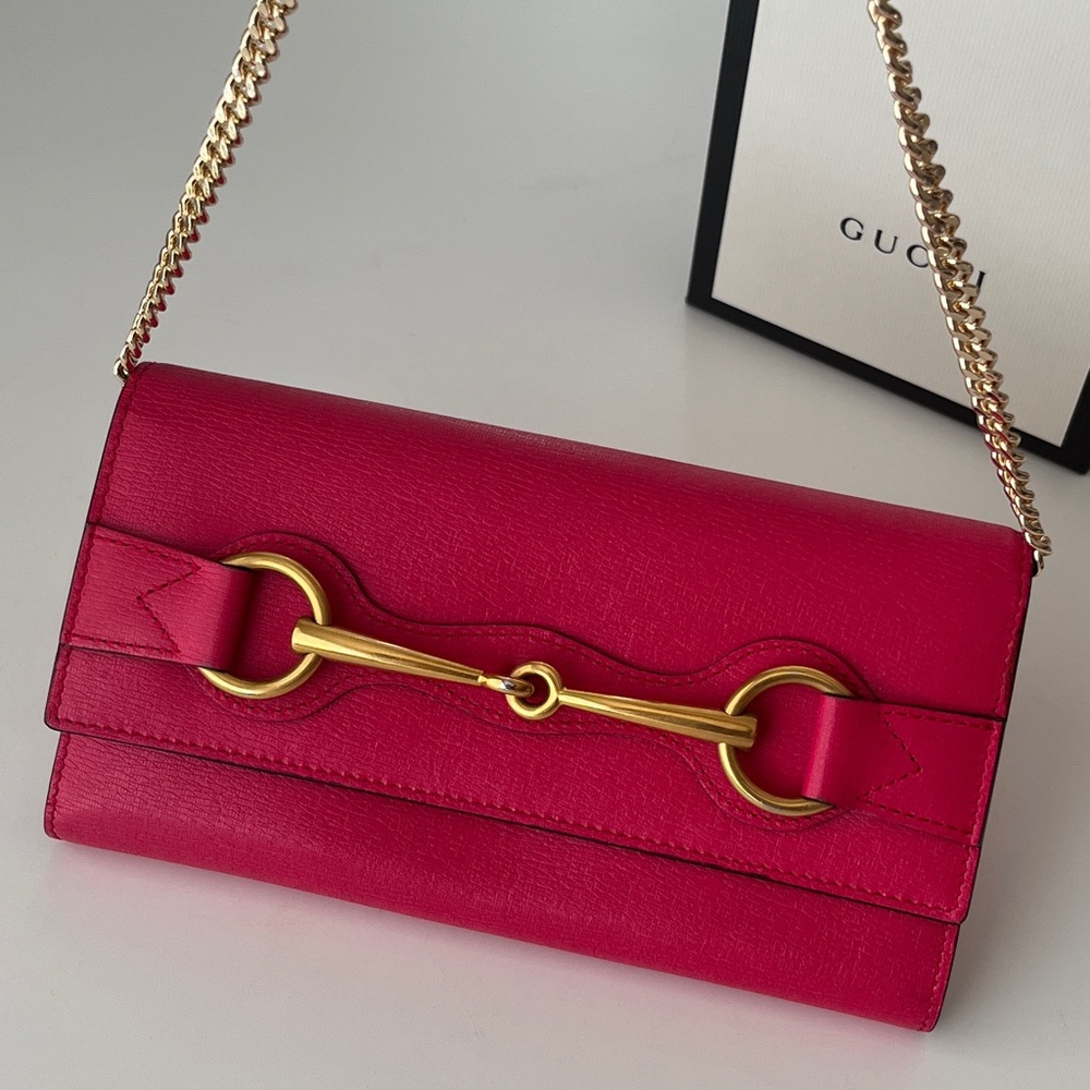 Gucci Leather Continental Wallet With Horsebit in Fuchsia/ Pink - Picture 14 of 15